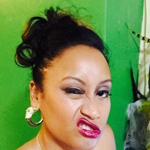 Meet your Posher, Marcia